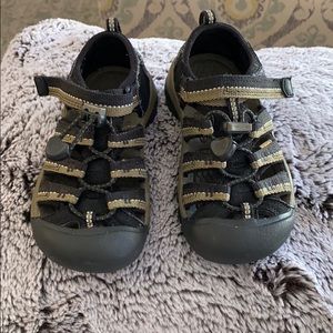Keen Kids shoes